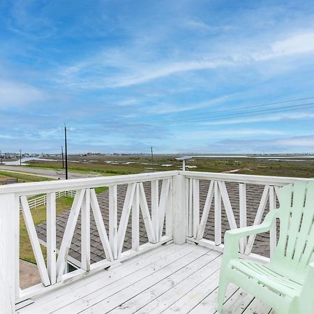 Modern Freeport Home Short Walk To Surfside Beach Exteriér fotografie