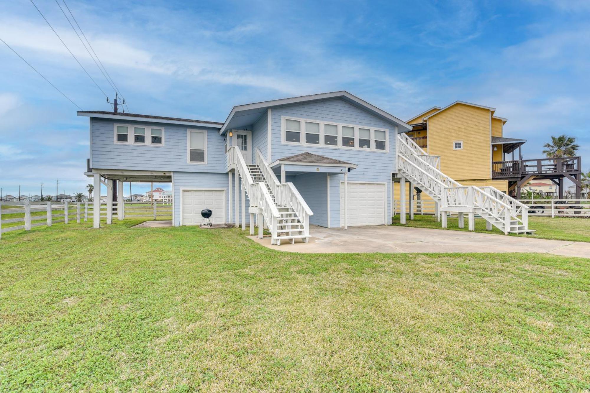 Modern Freeport Home Short Walk To Surfside Beach Exteriér fotografie